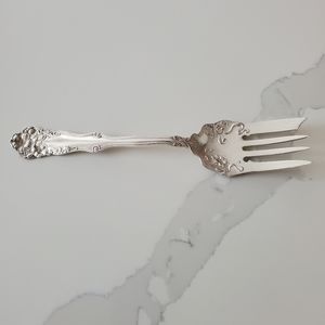 Wm Rogers BERWICK Diana 1904 International cold meat serving fork 8 3/4 inch